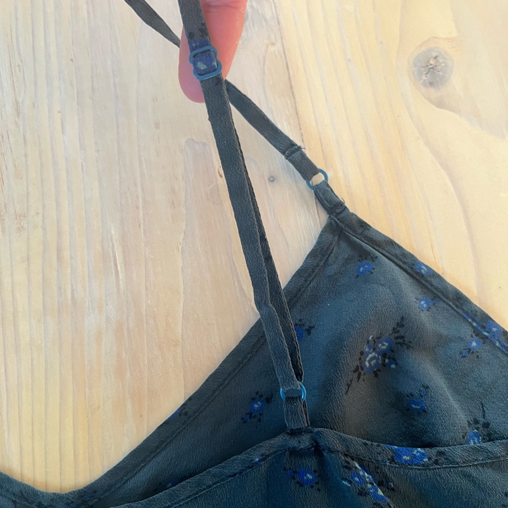 Wilfred S XS Silk Cami Dark Teal Floral Tank - Picture 9 of 14